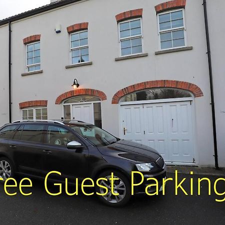 Royal Hillsborough Village Luxury Townhouse Exterior foto